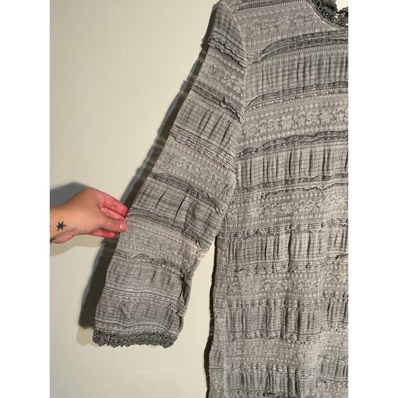 Pol‎ Gray Lace Boho Long Sleeve Mini Dress Size Medium - Picture 3 of 12